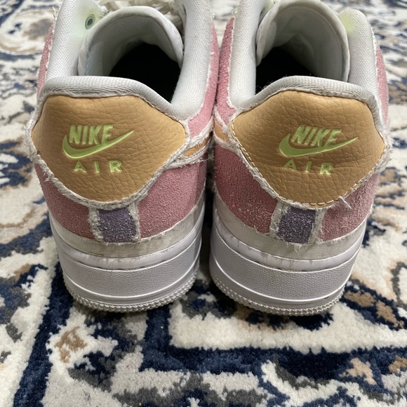 peel off air force 1s